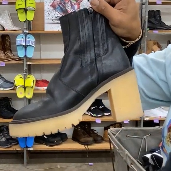 Free People James Chelsea Boot size 6 - Picture 6 of 7